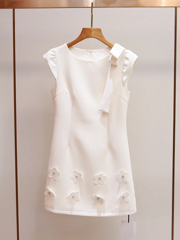 

Mini Dress for Ladies 2024 New Spring Summer Three dimensional Flower Design O-neck Sweet Sleeveless Sling Robes