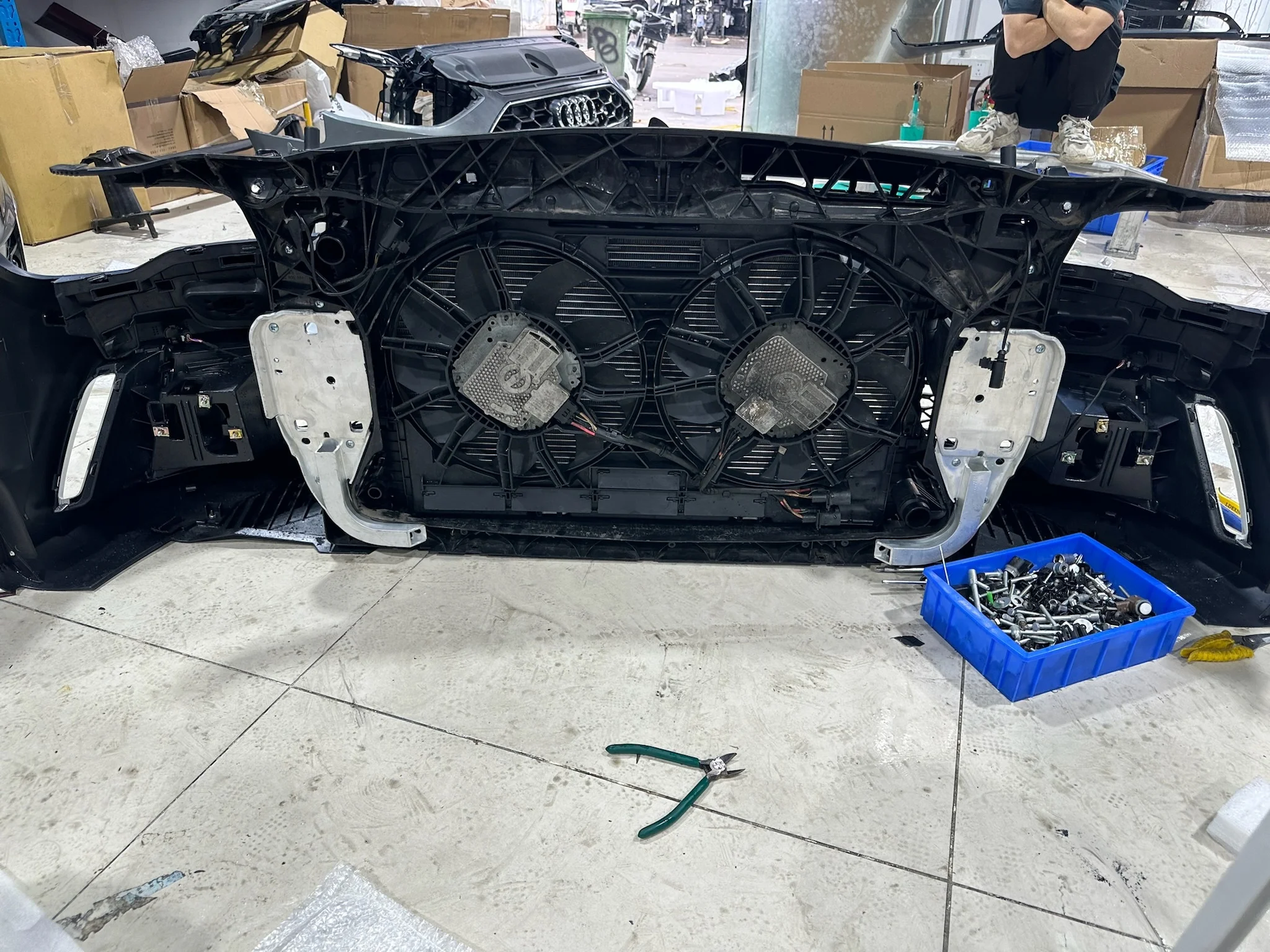 Upgrade New Front Bumper Bodykit for A7 RS7 2011-2015 Chrome ABS Auto Car Parts with Exhaust Cut-Outs T/T Payment