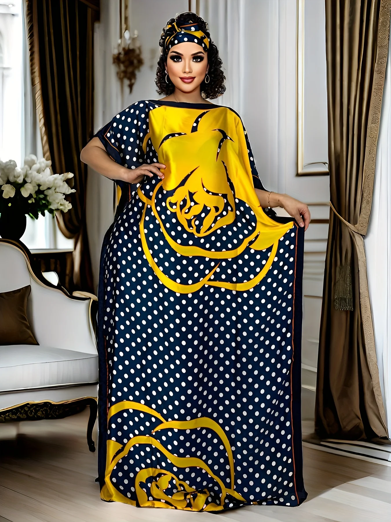 Kaftan-Kleid mit Tupfen muster in Übergröße, modernes kurz ärmel iges Maxi kleid mit Rundhals ausschnitt, Damen bekleidung in Übergröße mit Kopftuch
