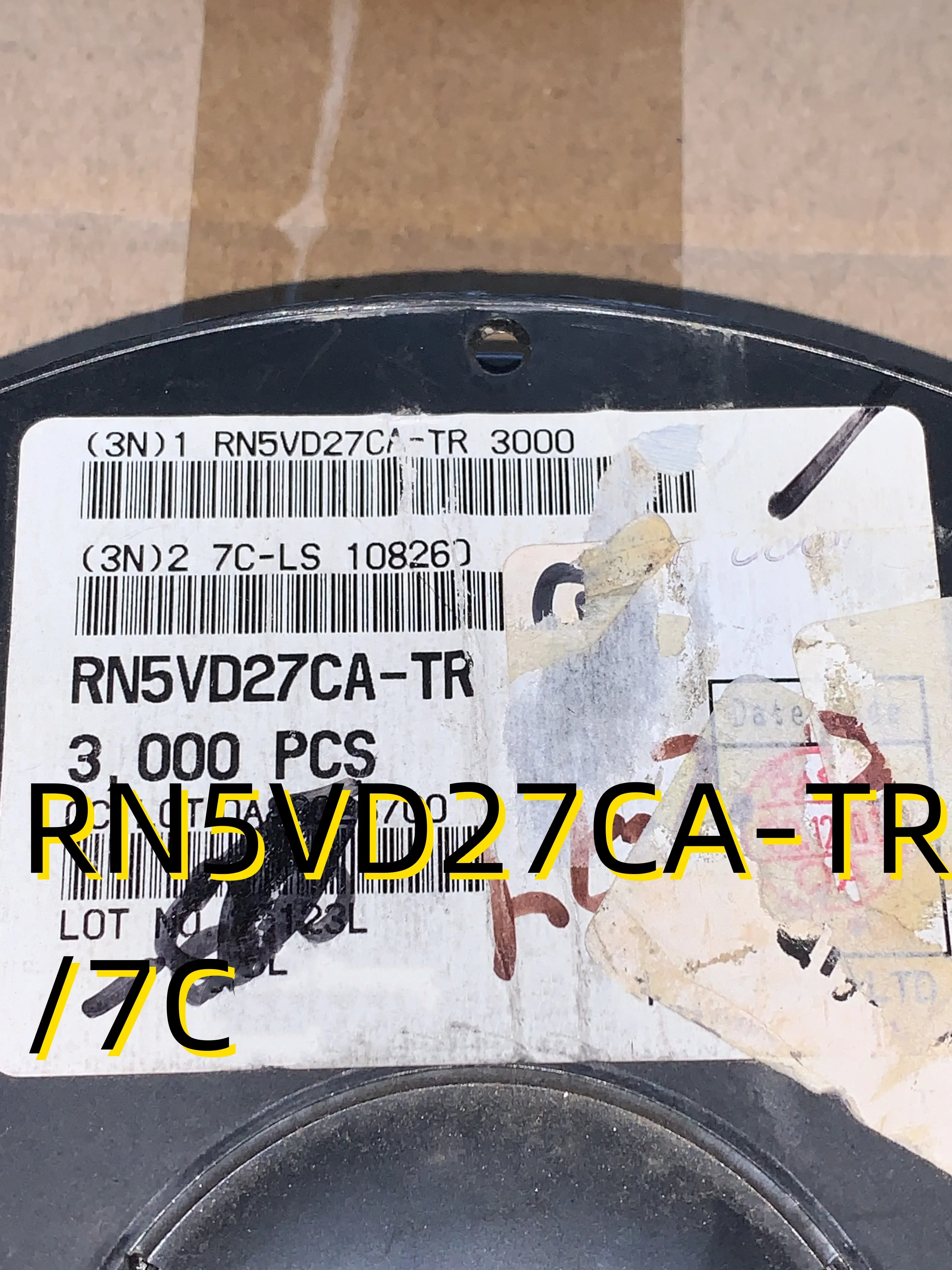 

10pcs RN5VD27CA-TR /7C