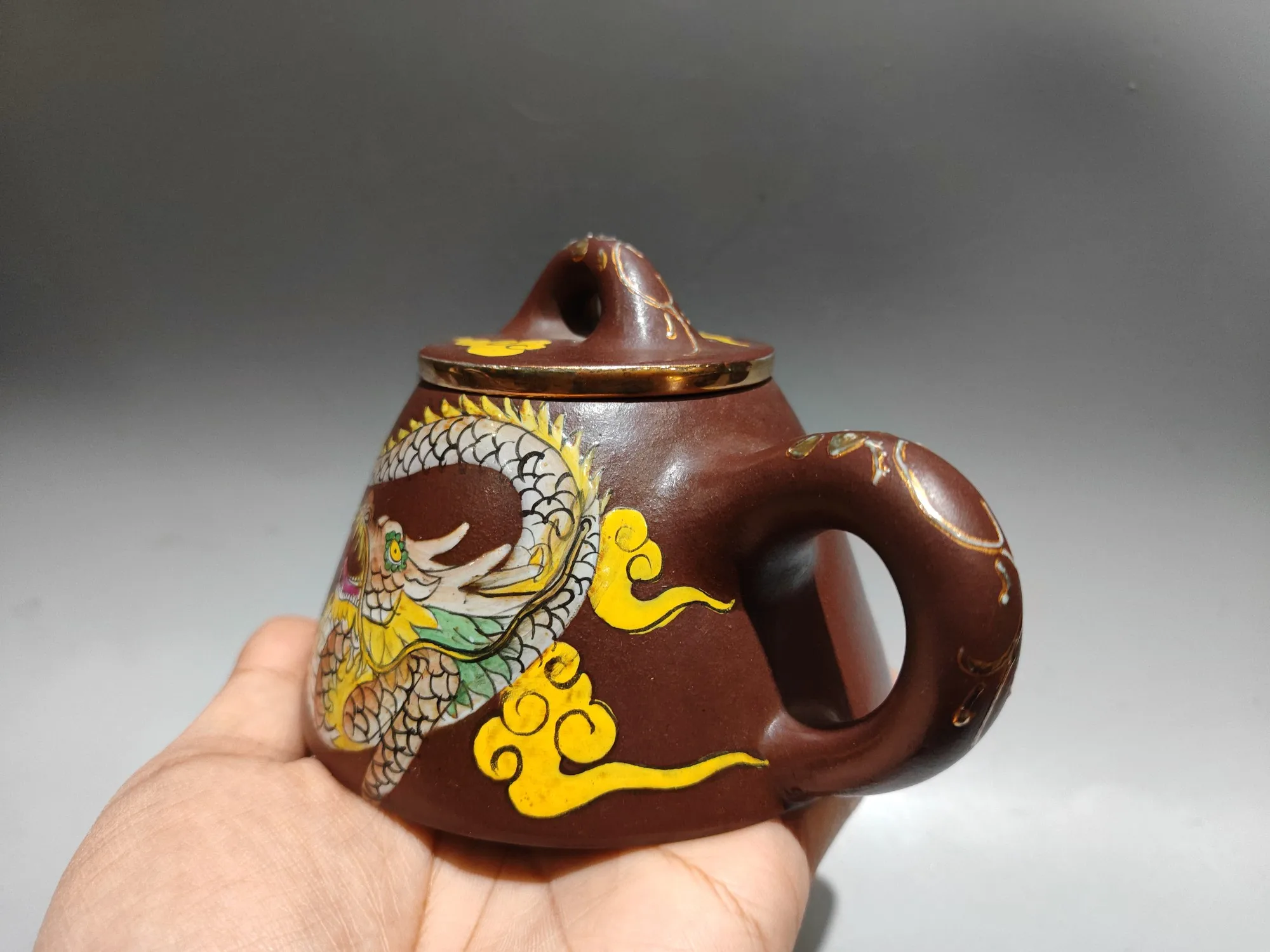 Yingxing redware ceramic tea-pot Outline in gold Painted Dragon pattern kettle teapot Tea charm Amass wealth Ornaments