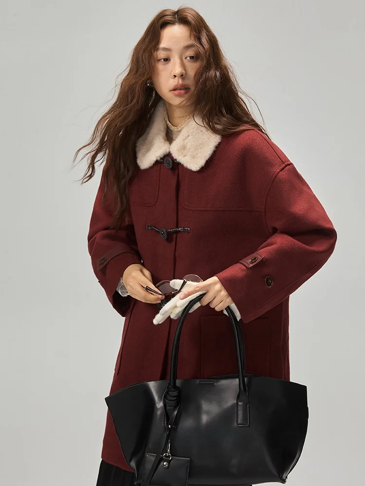 

Winter Woolen Coat with Fur Collar And Horn Buttons Commute Sle 50% Wool 50% Polyester Fiber Women's Premium Faion Outerwear
