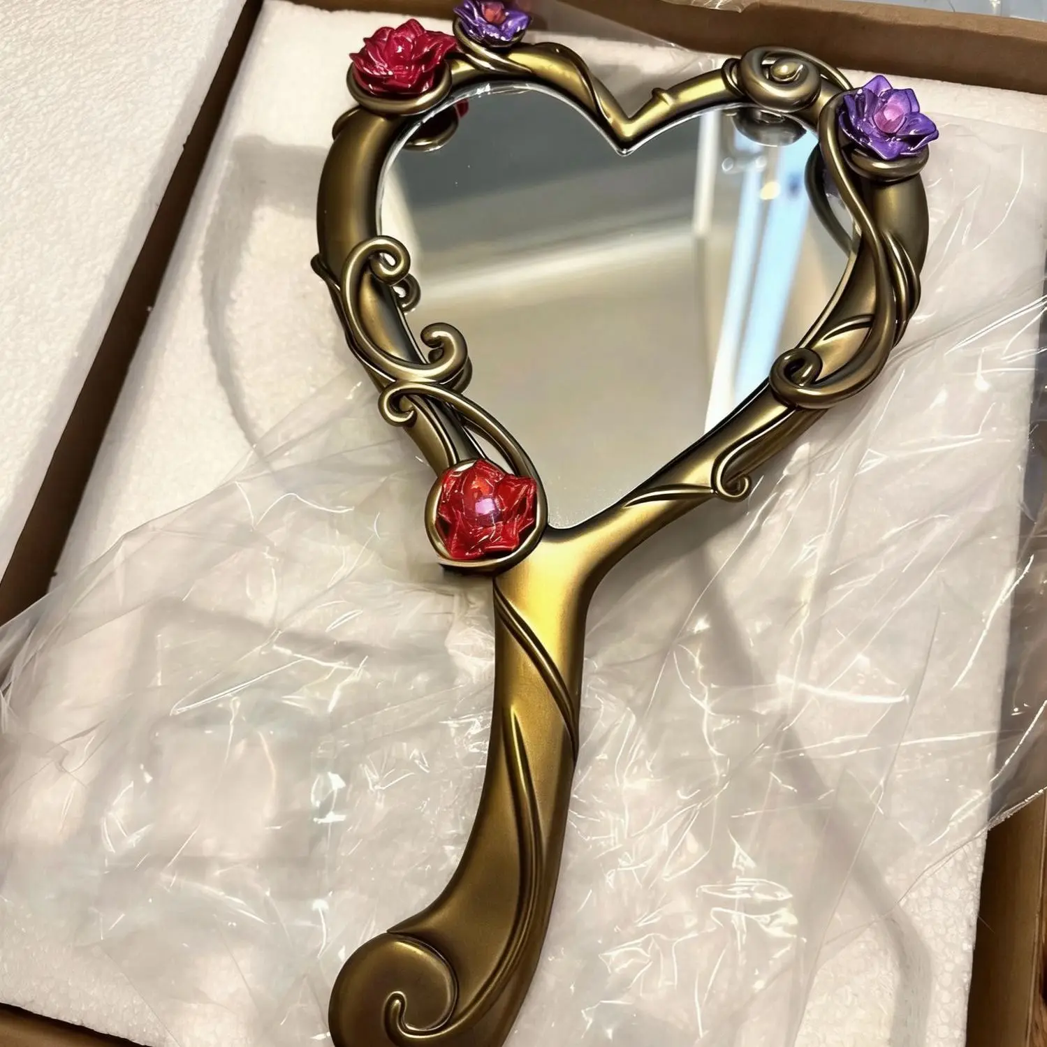 2026 Handheld Beautiful Nice Girls Princess Melody Mirror Retro Women's Portable Handle Makeup Mirror