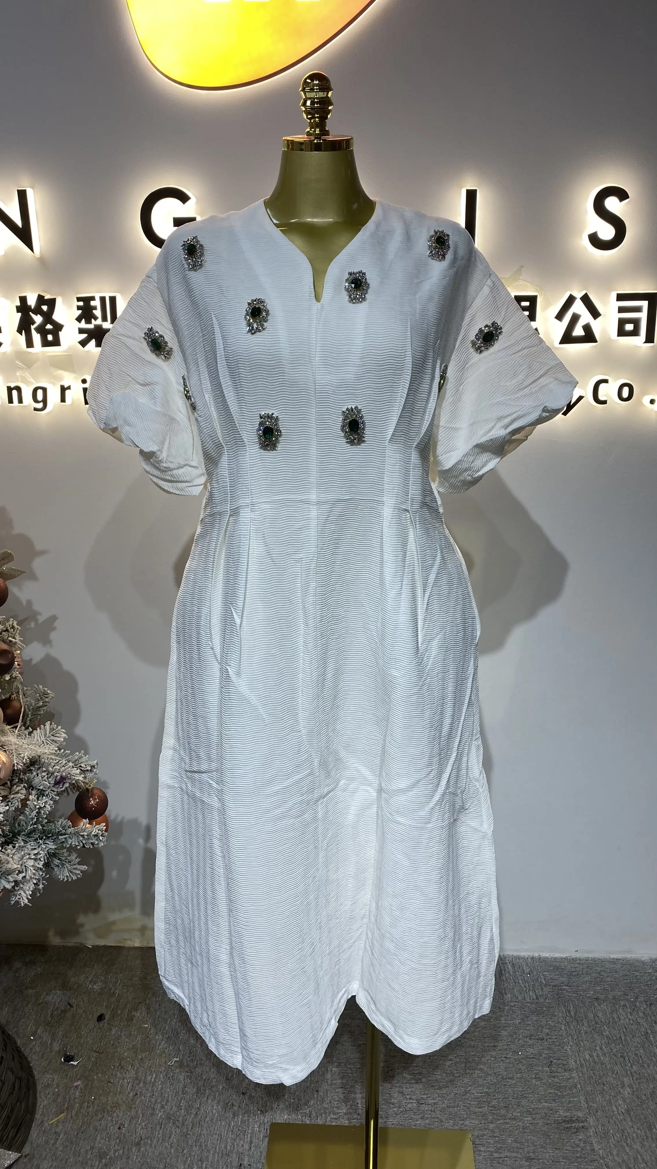 

Asymmetrical elegant casual diamond V-neck sleeveless top and shirt plus size dress-GZXX380