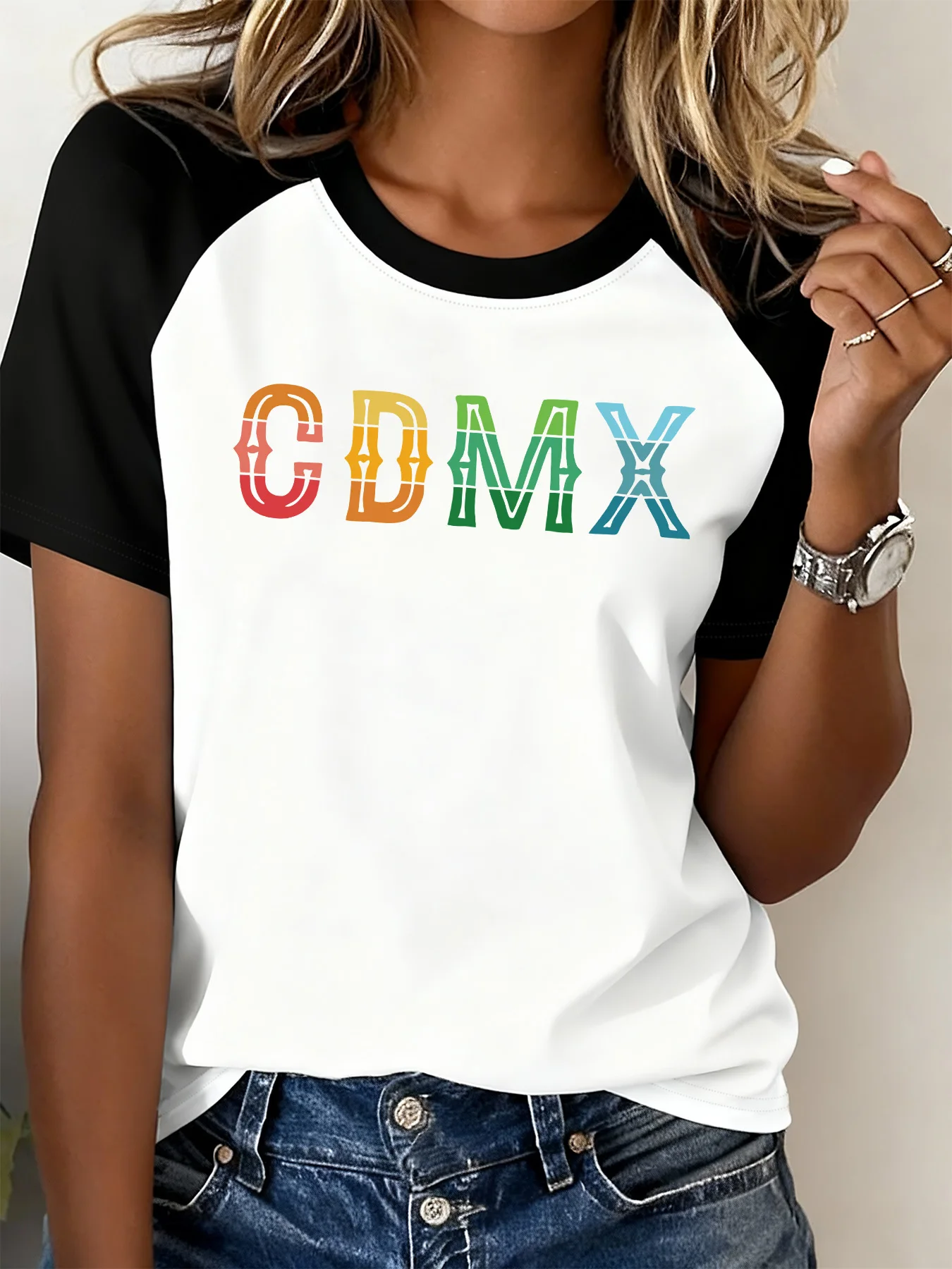 T-Shirt with Black and White Color Combination, Color-Blocked Raglan Sleeves, Letter Print T-Shirt, Casual Versatile Loose Comfortable Top