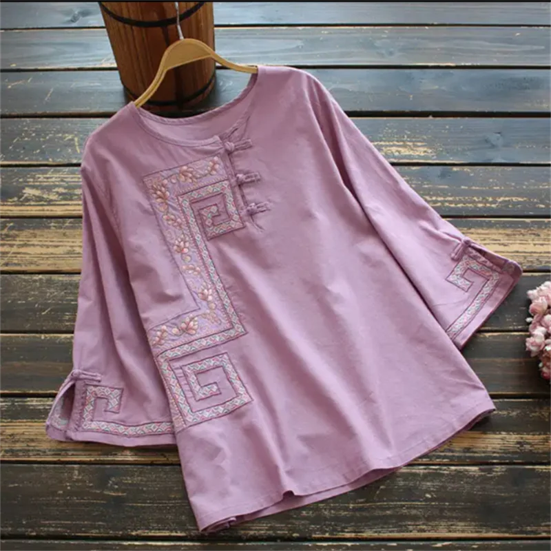 

Retro Artistic Shirt Top Ladies Shirt Cotton Linen Shirt Literary Round Neck Blous Embroidered Blous Quarter Sleeves Loose Blous
