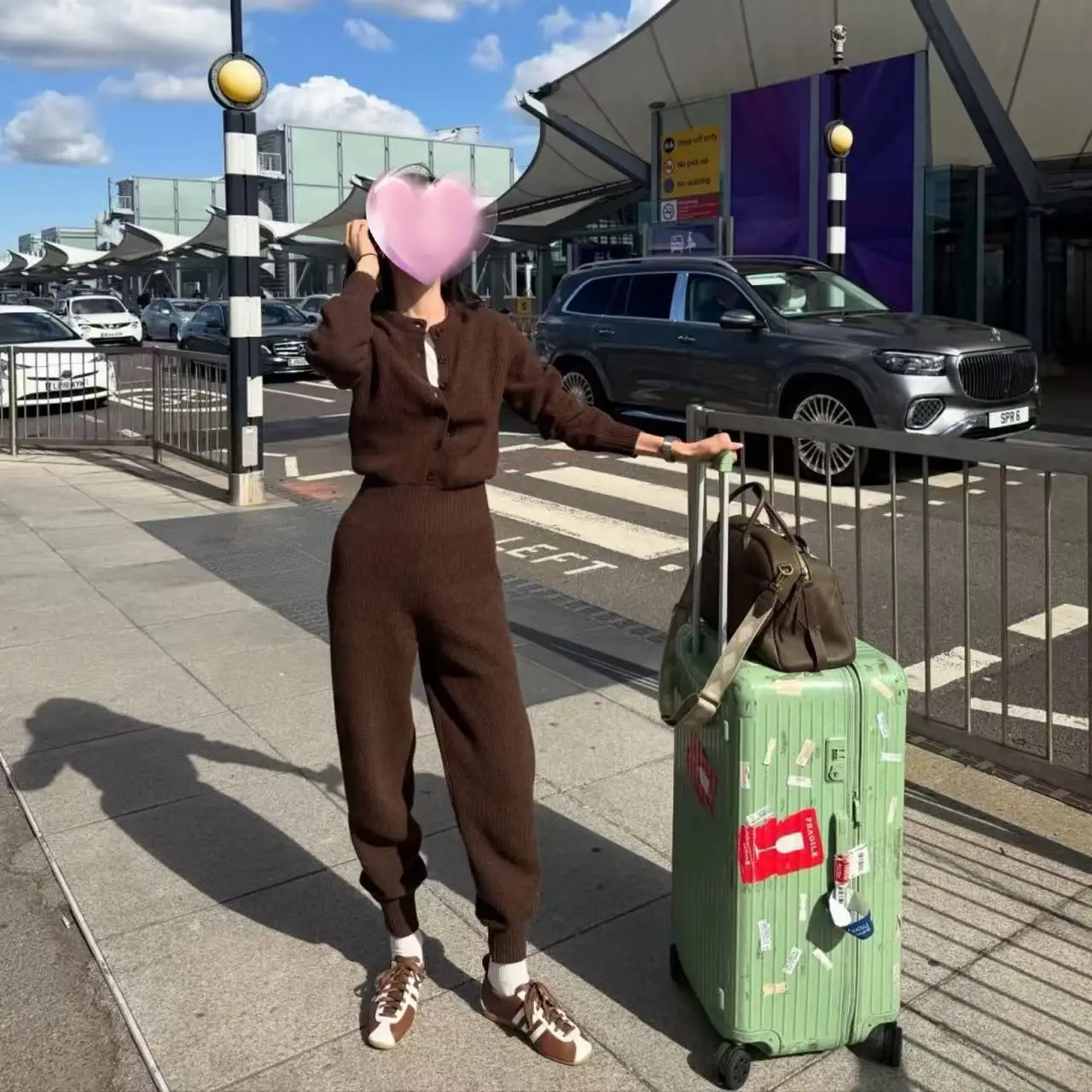 

2025 New Women's Brown 70% Wool Blend Stand Collar Button - Front Waist - Cinched Knit Jumpsuit | Casual Elegant Vintage Style