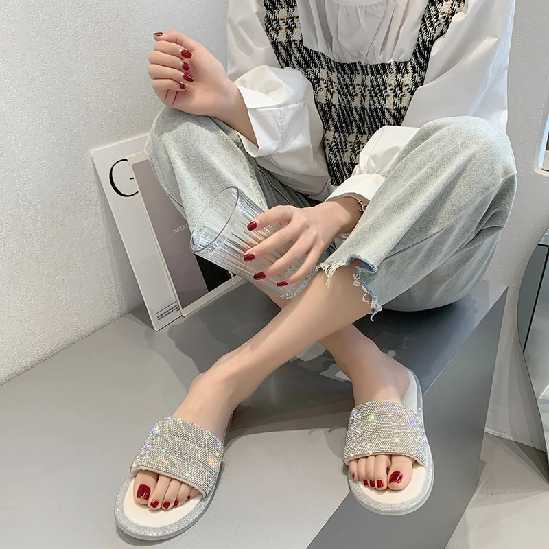 جديد 2023 صنادل ماسية لامعة مفتوحة الاصابع مسطحة نعال نسائية أحذية سانداليا للحفلات النسائية صنادل نسائية #3