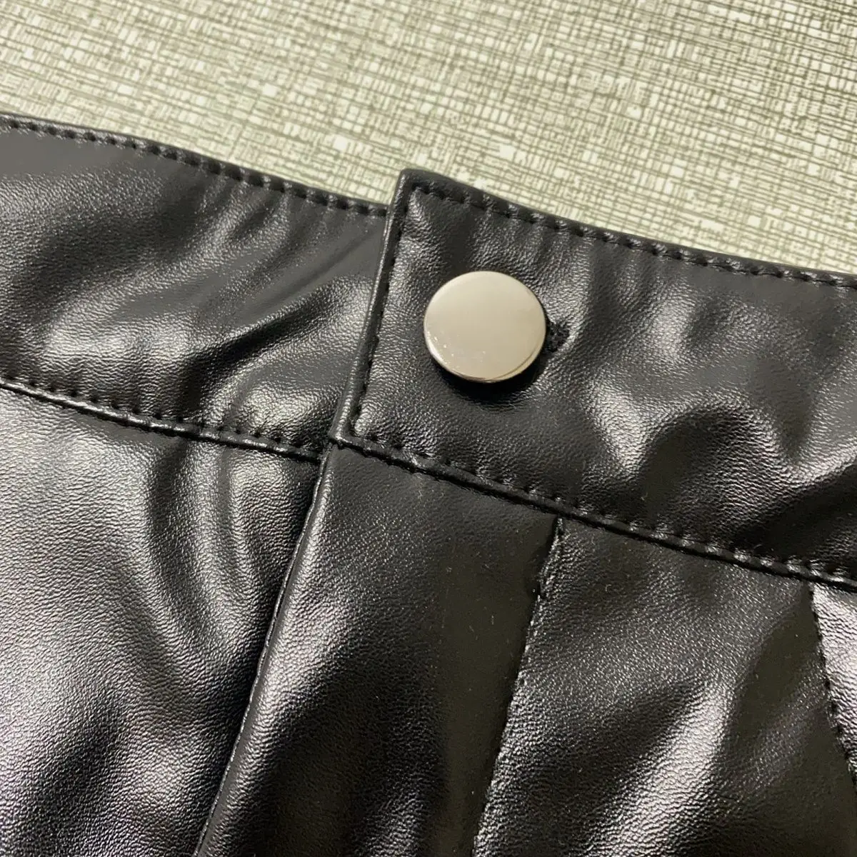 Pu Leather Sexy Nightclub Elastic Slim Shorts for Women