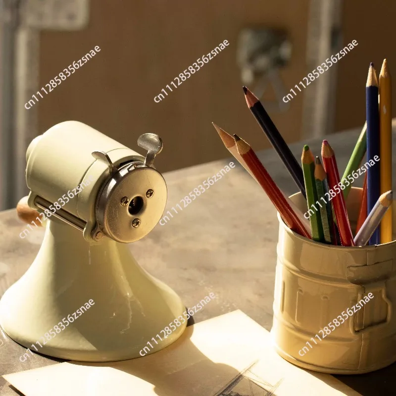 New 6 colors, Bauhaus retro all-metal pencil sharpener, wooden handle hand crank pencil reel pencil sharpener