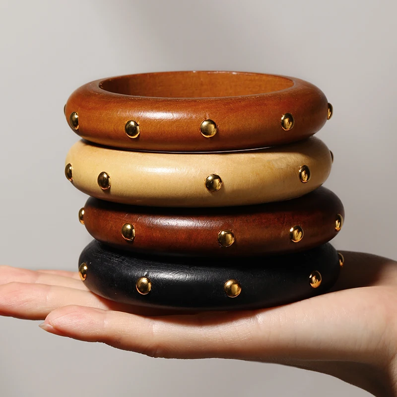 1/4pcs/set  Multi-Color Wooden Stud Bracelet – Boho Vintage Round Bangle for Casual & Festival Looks.