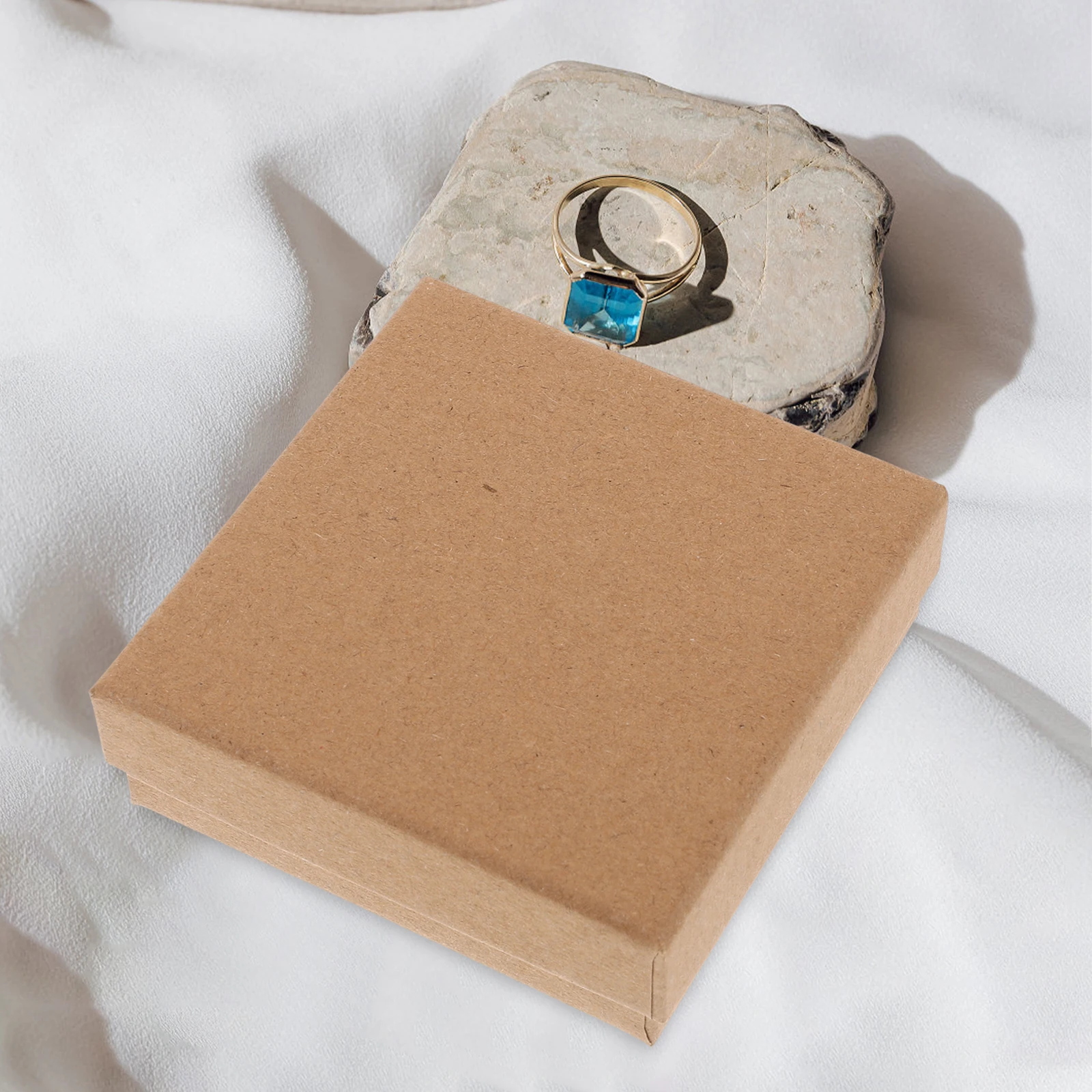 

10 шт., коробки для ювелирных изделий в стиле ретро, 9X9X3 см, бумажные футляры, губчатые кольца, ожерелья, серьги, оптовая подарочная упаковка, декор на день Святого Валентина, упаковочные коробки