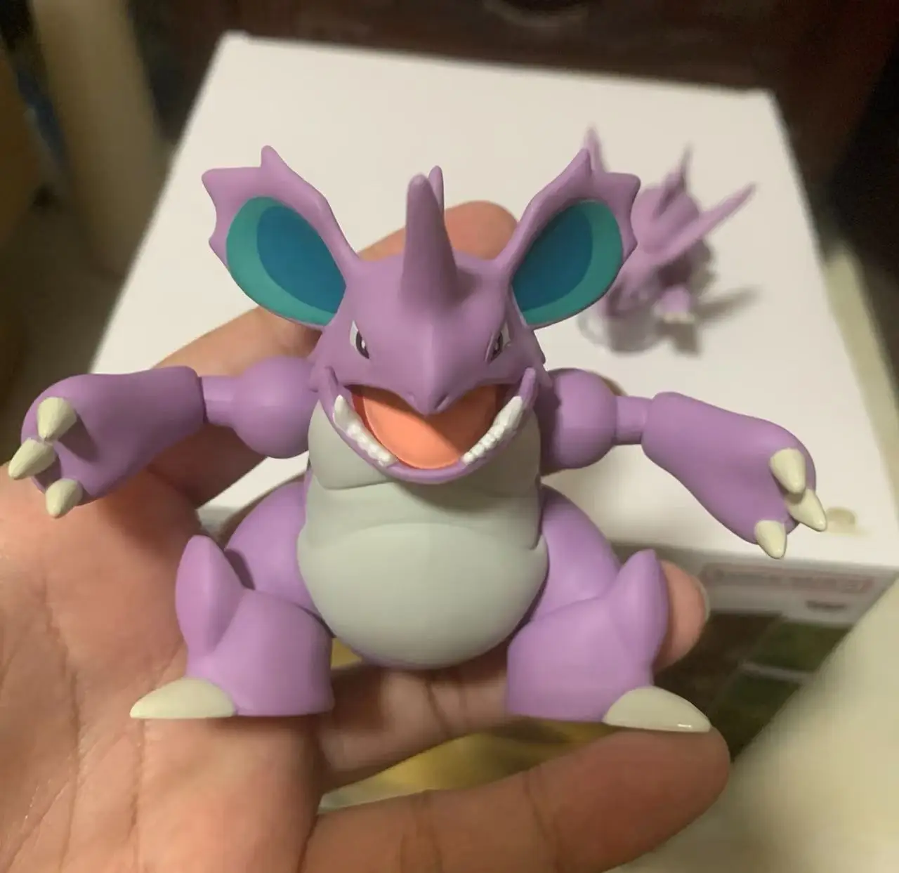 Nidoking Nidorino Nidoran Genuine Scale The World Legend of The Elves Cute Action Figure Model Toys