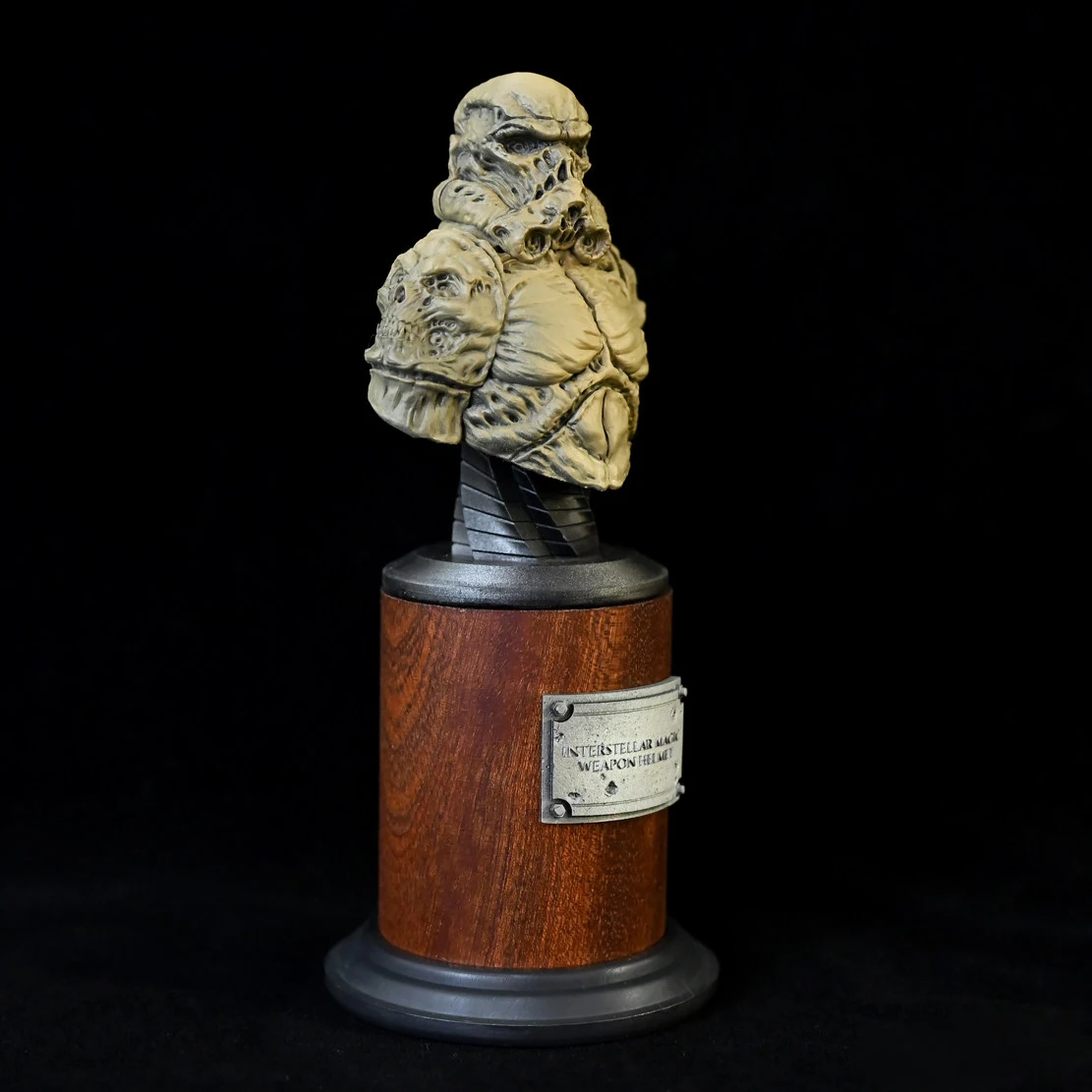 Skeleton Space Soldier Bust 155mm Hand-Painted Resin Statue Horror Desk Decor