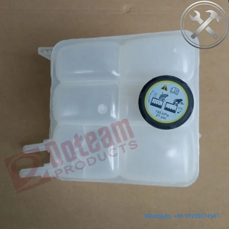 Coolant Reservoir Expansion Tank With Cap 3M5H8K218 1438913 1.4 1.6 1.8TDCI Engine Cooling System Parts