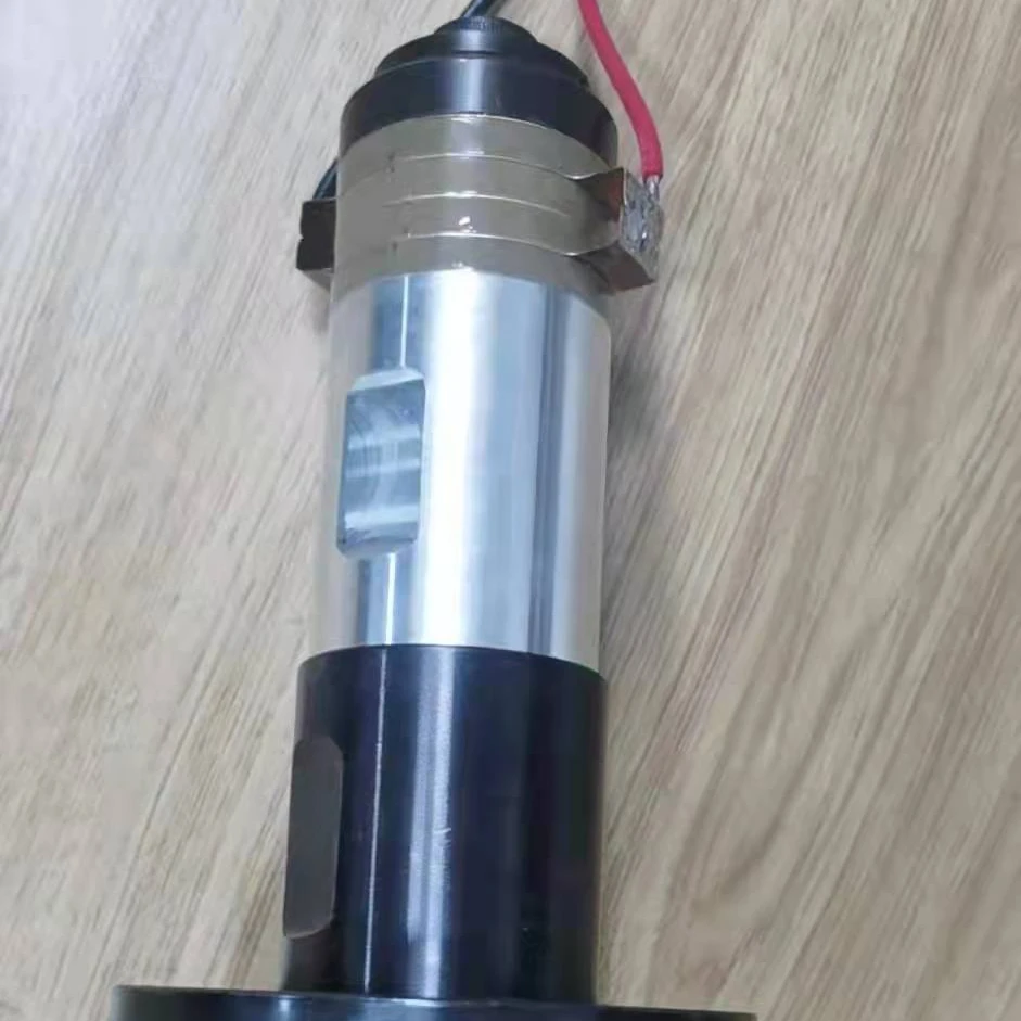 Hot Selling  15KHz-4200W double head Ultrasonic welding transducer with  Digital frequency  for cutting