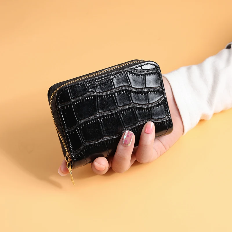 New card package female mini Korean crocodile multi-function degaussing-proof multi-card driver's license retro bank card packag