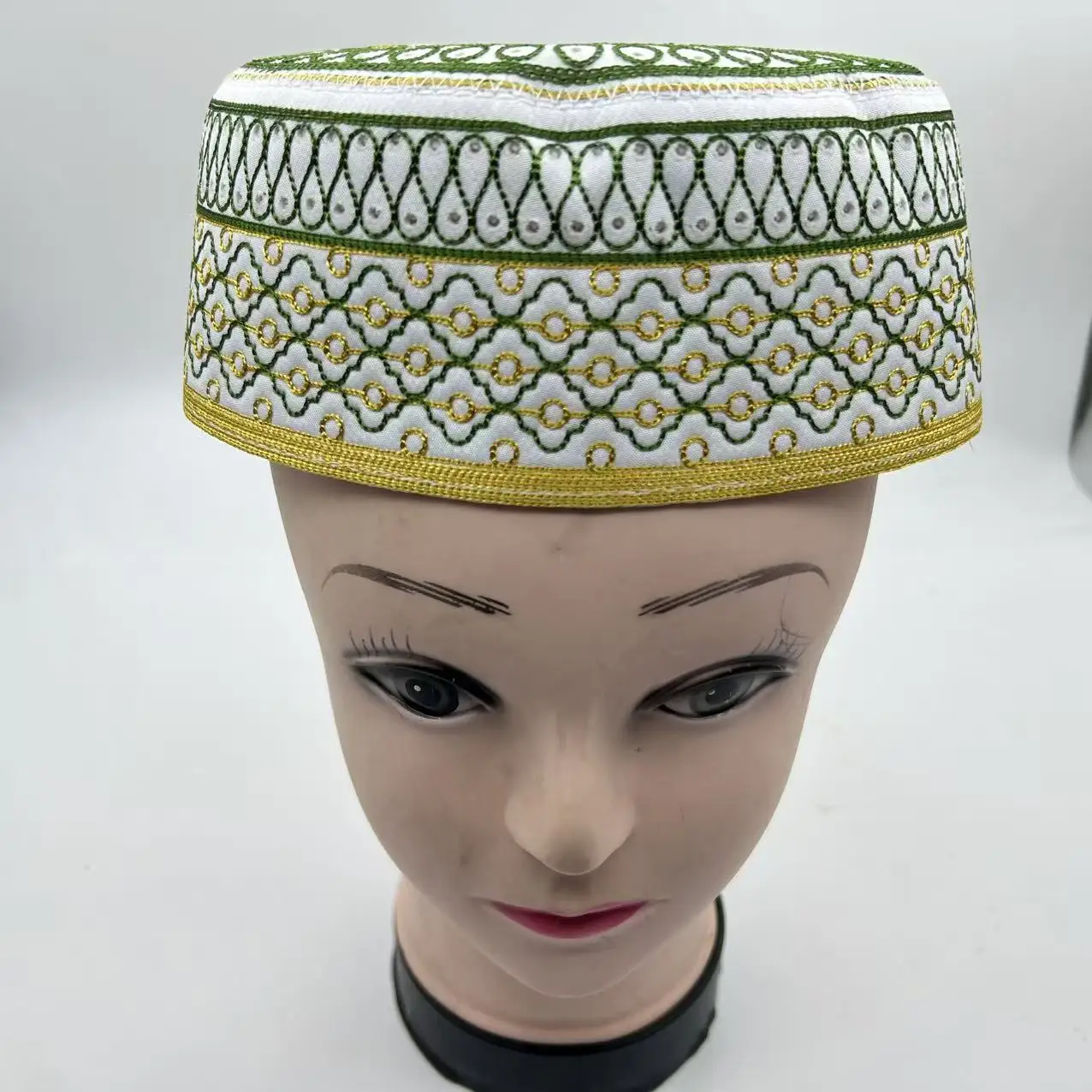 Livraison gratuite 5 pièces casquettes musulmanes pour hommes Colthing chapeau produits fisques turquie Kufi islamique kippa juif broder luxe 03622