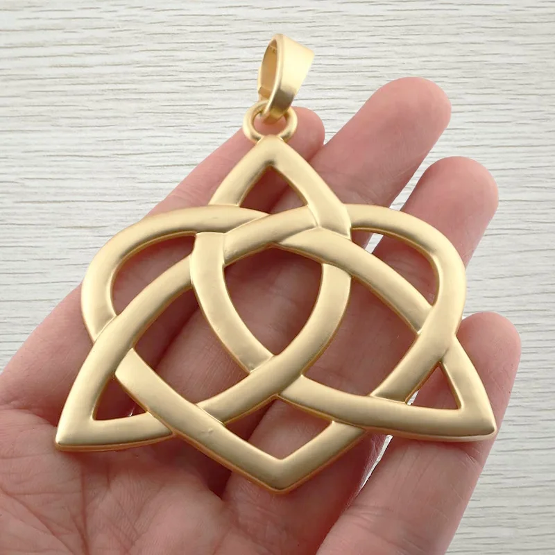 1 x Matte Gold Color Large Celtics Knot Trinity Triquetra Heart Amlut Charm Pendant DIY Necklace Jewelry Making Accessories