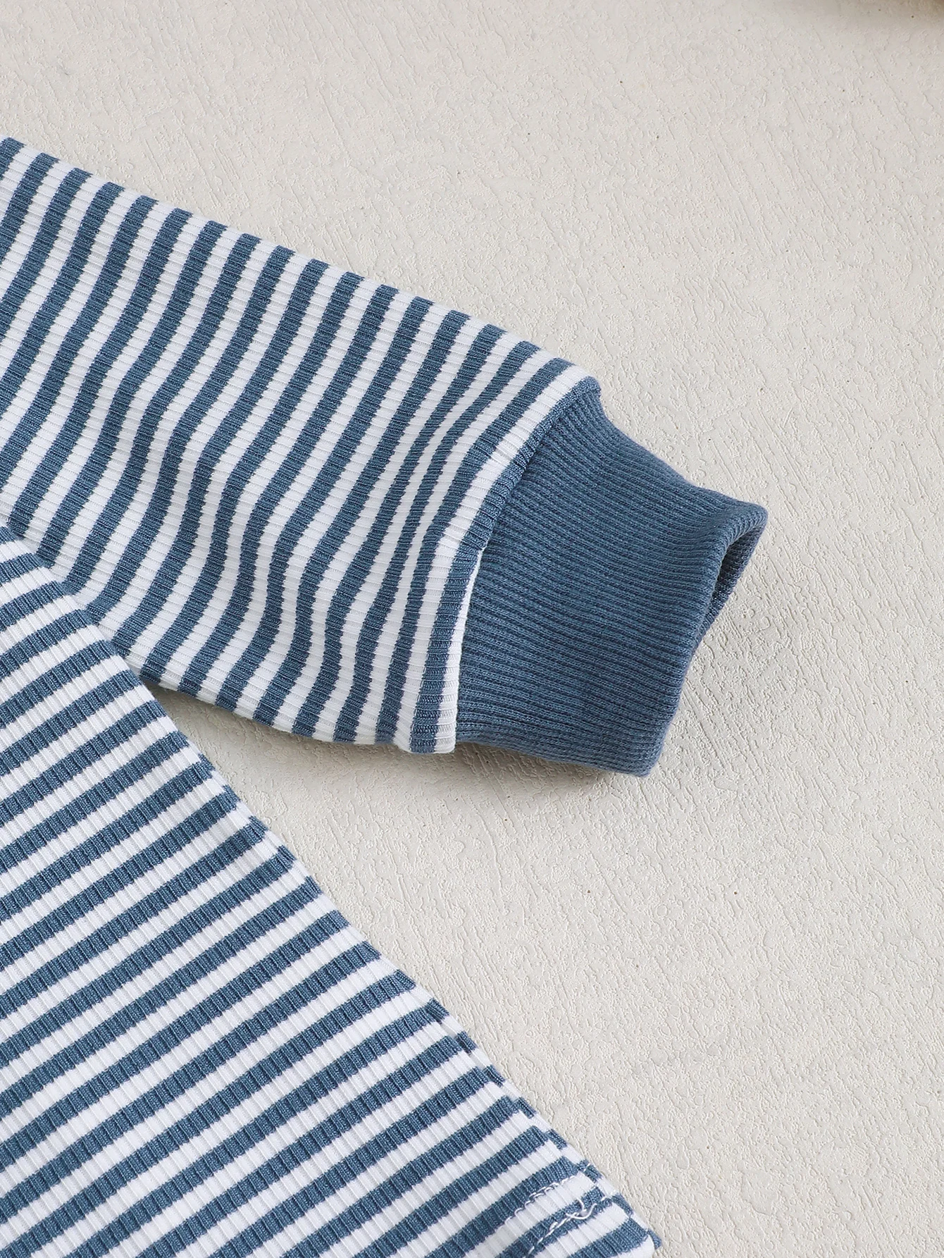 Baby-Jungen-Set für Frühling und Herbst mit Bärenmuster, Rundhalsausschnitt, langen Ärmeln und langen Hosen, Babykleidung, Kleinkind-Outfit – Detail 4
