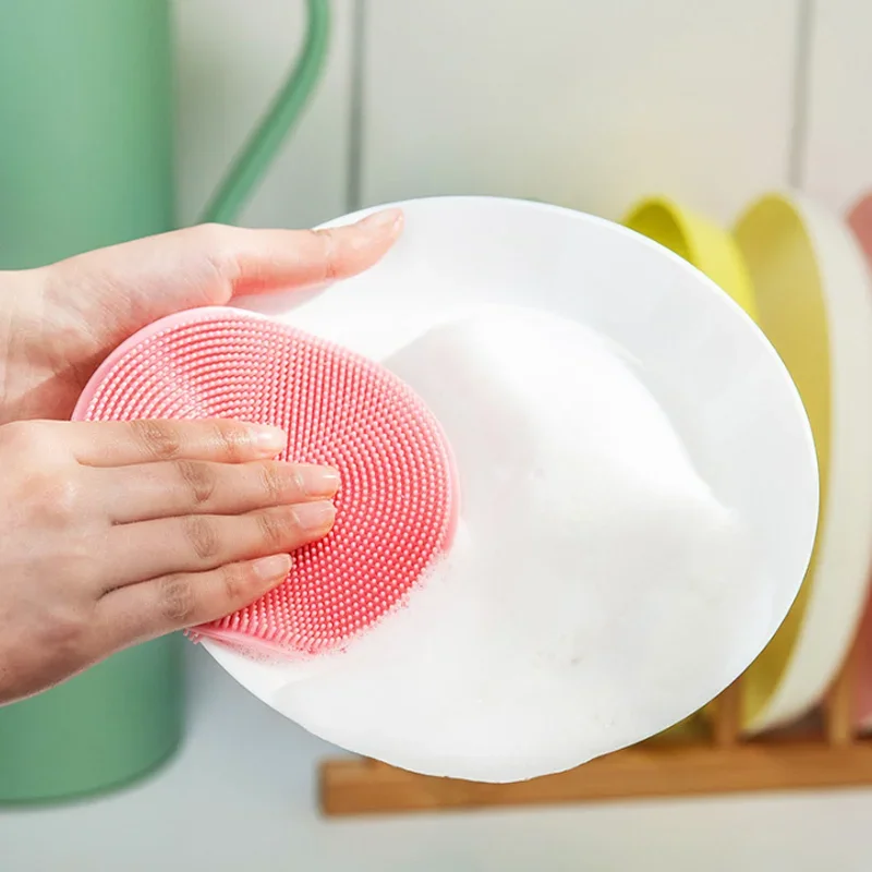 

1Pc Silicone Cleaning Brush Kitchen Dishwashing Brush Fruit Vegetable Cleaning Brushes Pot Pan Sponge Scouring Pads Table Mats