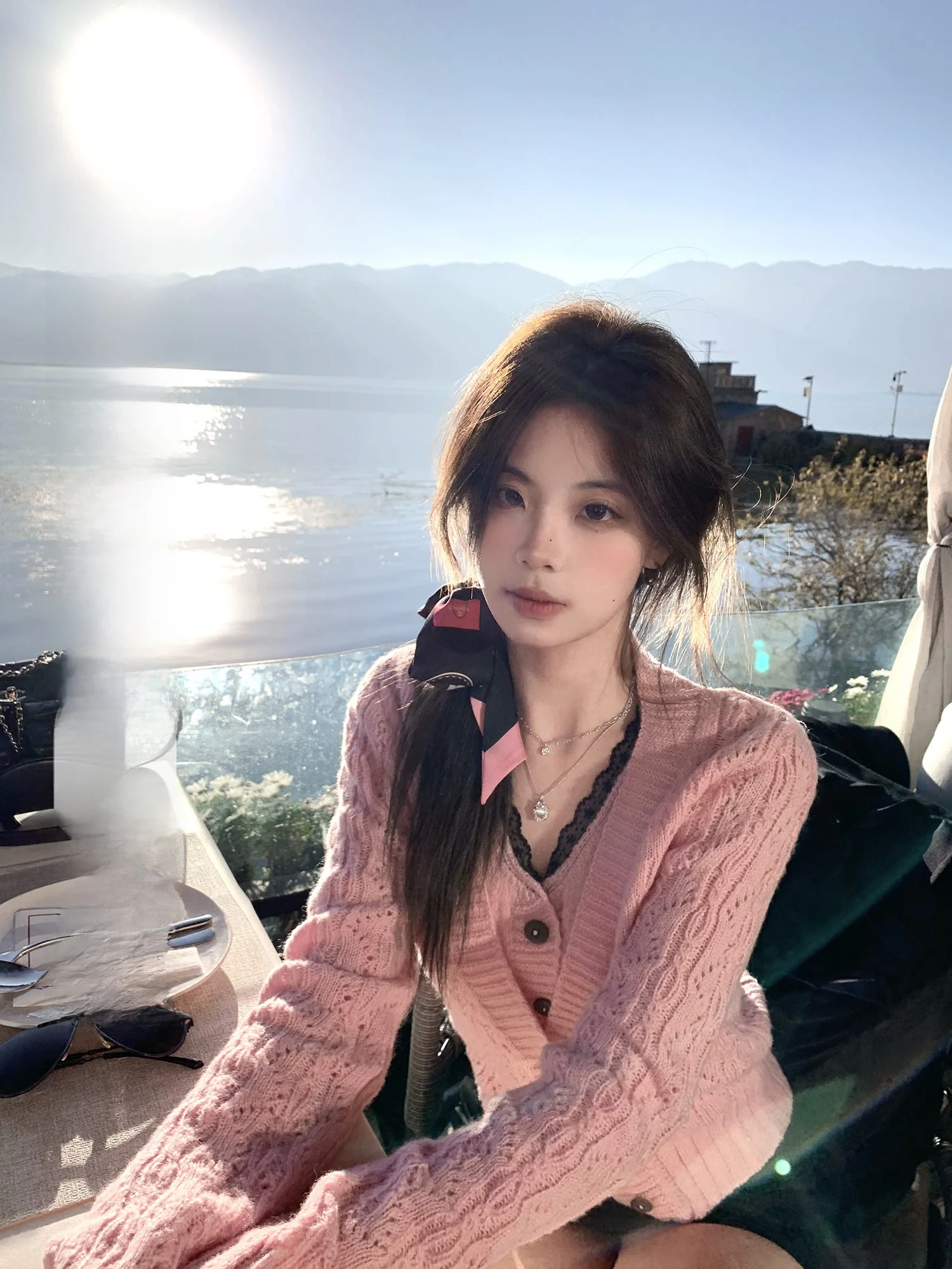 

Spring Arrival Lace Splice Fake Two-Piece Knitted Sweater Women's Base Layer Outdoor Wear Top V-Ne Long Sve Regular Fit