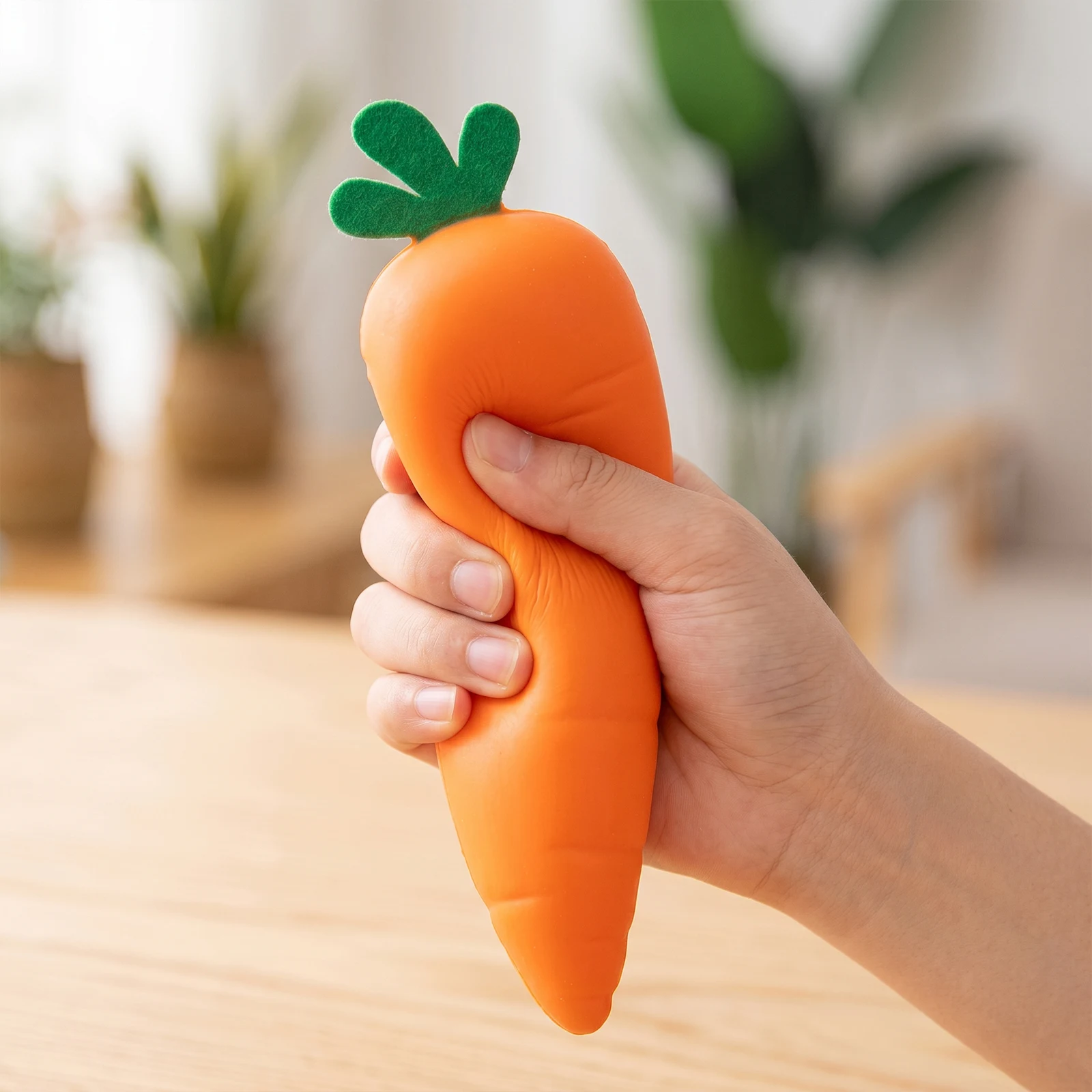 

Soft Carrot Squeeze Toy Reusable Realistic Vegetable Stretchy Toys Funny Food-Shaped Sensory Fidget Toys for Home School Office