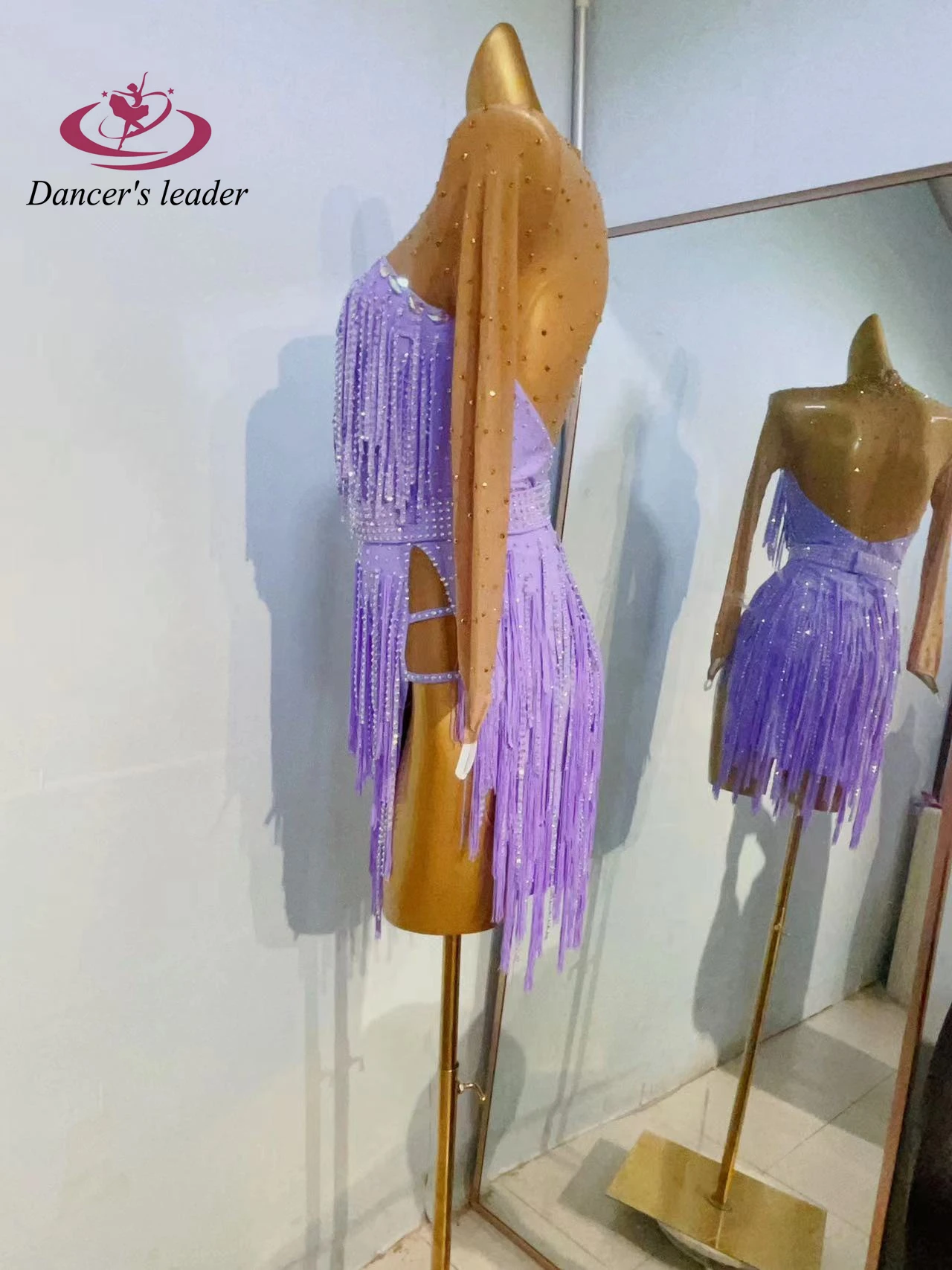 ชุดเต้นรำละตินประดับคริสตัลสำหรับผู้หญิง งานสั่งตัดระดับไฮเอนด์ ผ้าตาข่ายสองสีต่อกัน ชุดแสดงแซมบ้า