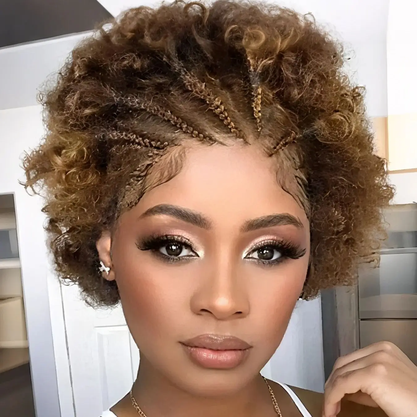 13x4 الدانتيل أمامي الشعر البشري مع قبل صنع كورنو مضفر شعر مستعار شديد التجعد مع شعر الطفل للنساء قبل قطعها