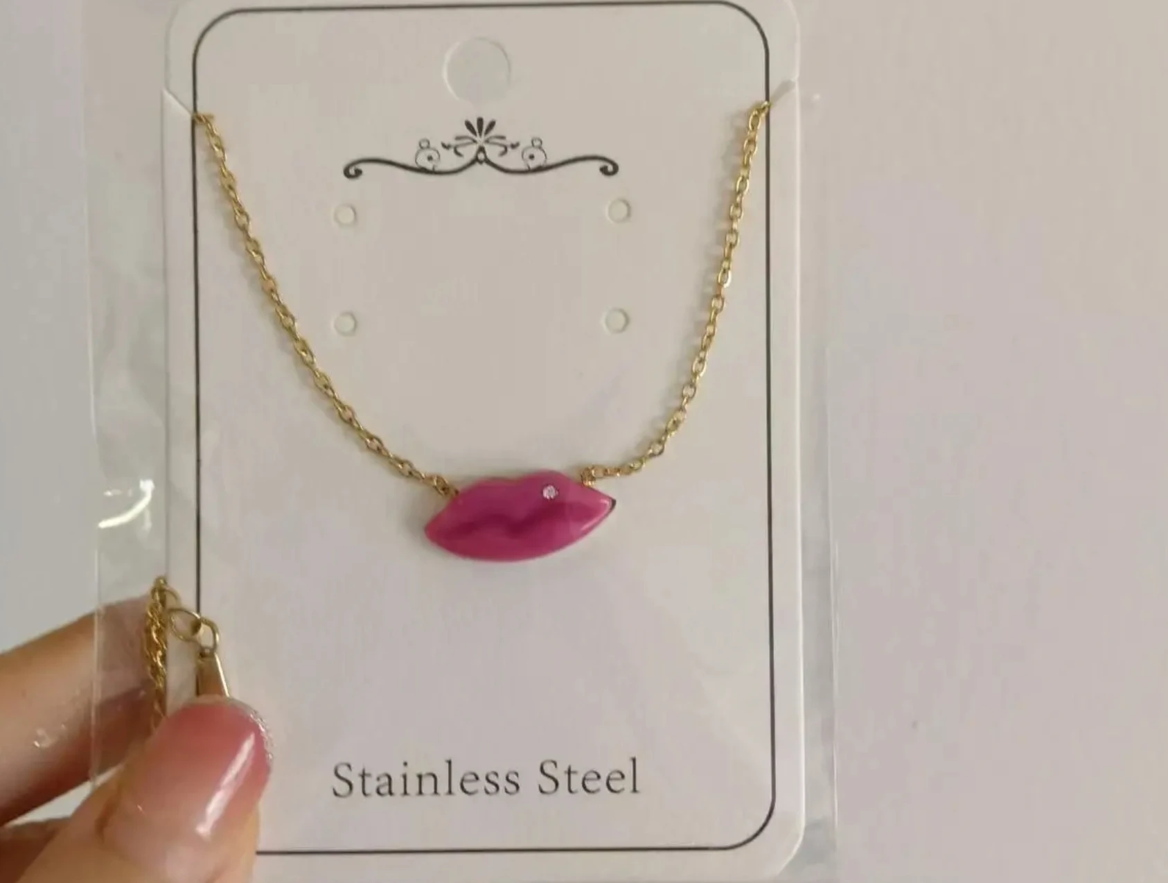 Kalung rantai liontin bibir merah baja tahan karat terlaris liontin mulut Titanium jimat Choker perhiasan tahan air Dropshipping