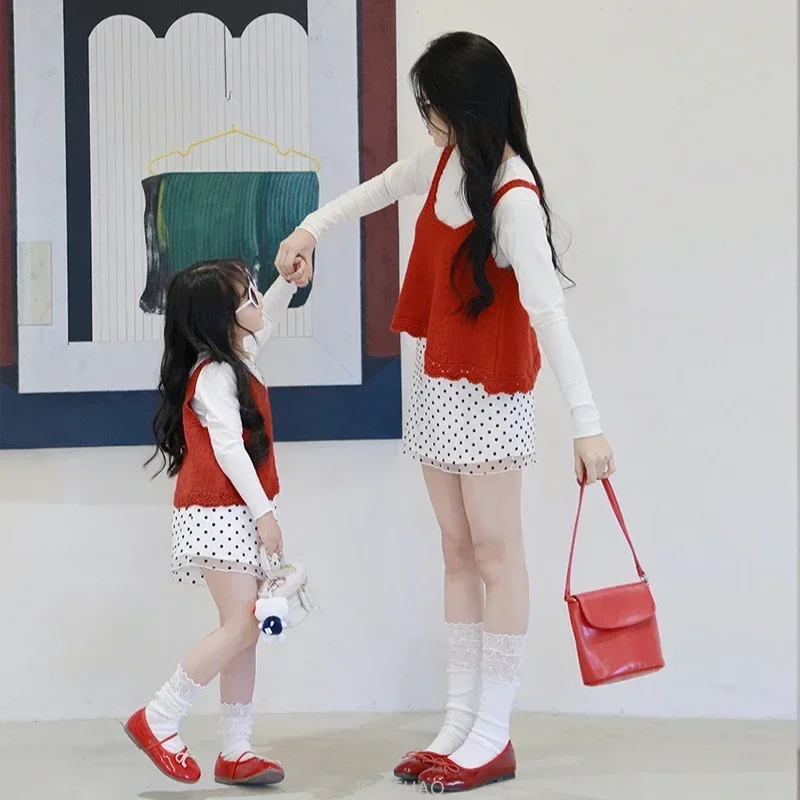 2025年 ママと娘 ベビーベスト + 長袖プルオーバー + スカート セットアップ ママと女の子お揃いコーデ キッズスーツ 春