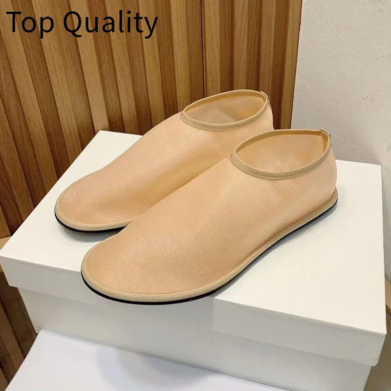 

Women's simple and fashionable sleeve casual shallow mouth shoes women's transparent solid color simple casual shoes