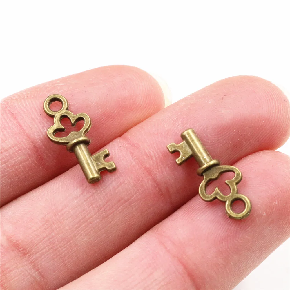 17x7mm 50pcs Antique Bronze Silver Plated Key Handmade Charms Pendant DIY for Bracelet Necklace Jewelry Making