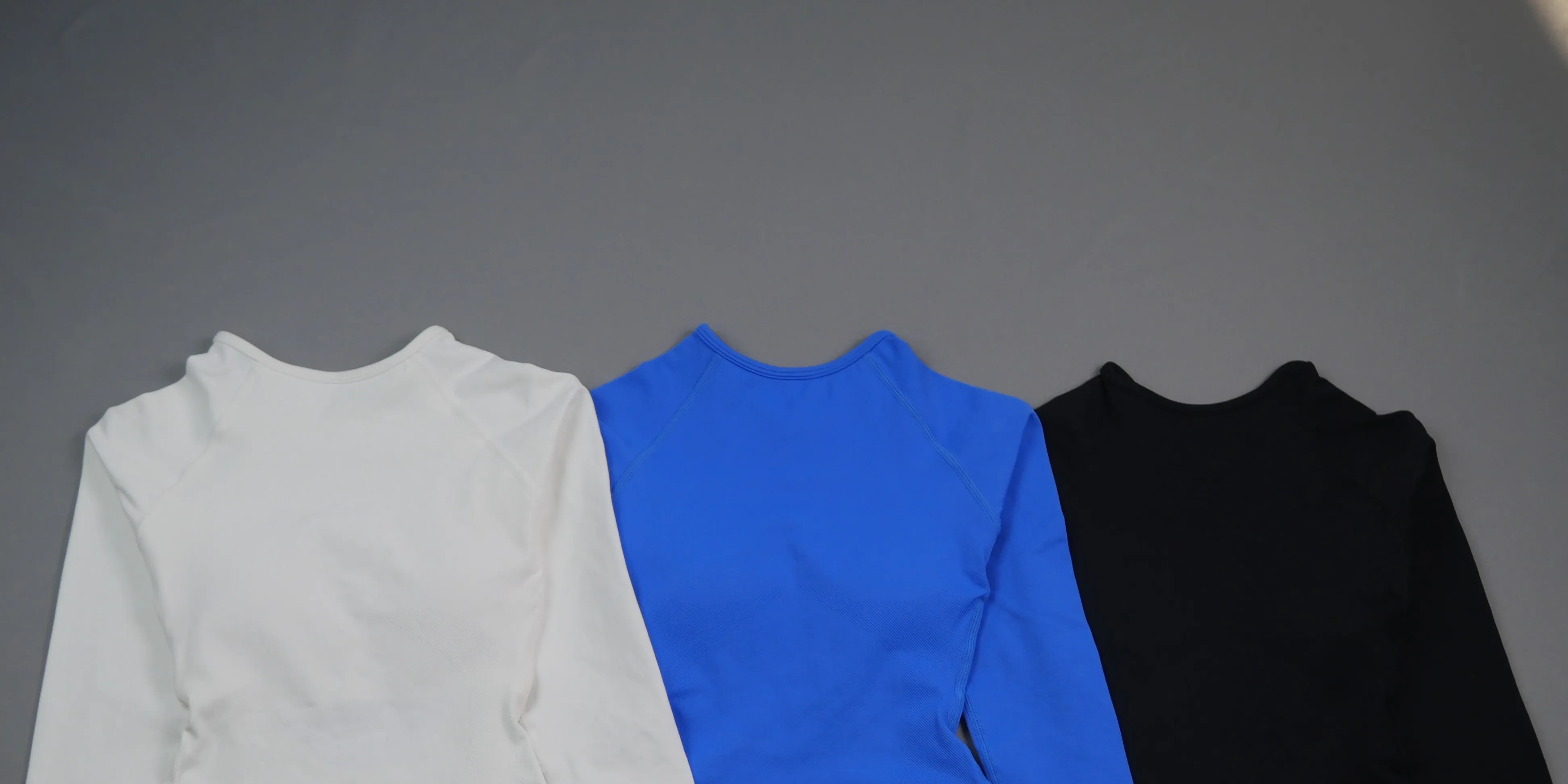 Nahtloser Langarm-Yoga-Bodysuit für Damen, schnelltrocknend, hochelastisch, rückenfrei, für Fitness- und Workout-Übungen – Detail 5