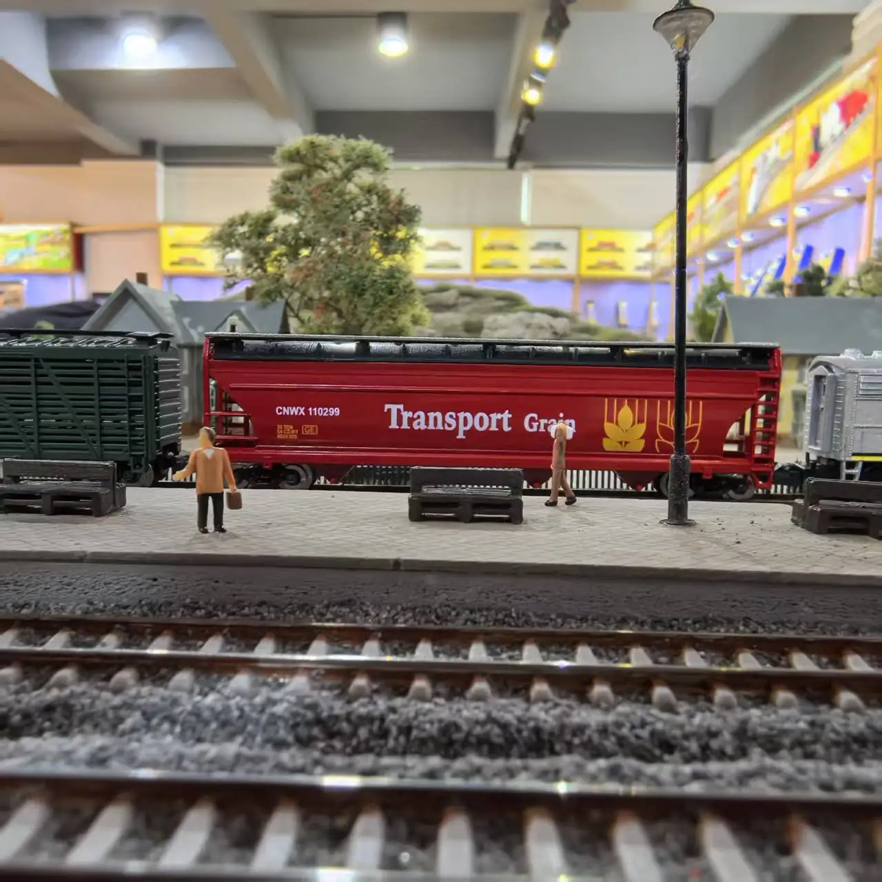 

Модель грузового поезда N Scale 1:160 с металлическими колесами, модель вагона, классическая коллекция для взрослых, статическая модель для песочницы/дисплея