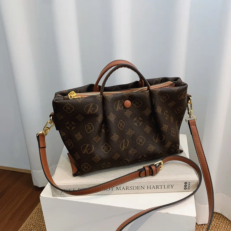 Ladies' Light Luxury Handbag Soft Leather Fashionable Retro Shoulder Bag for Women Large Capacity Trendy Print Commuter Tote Bag