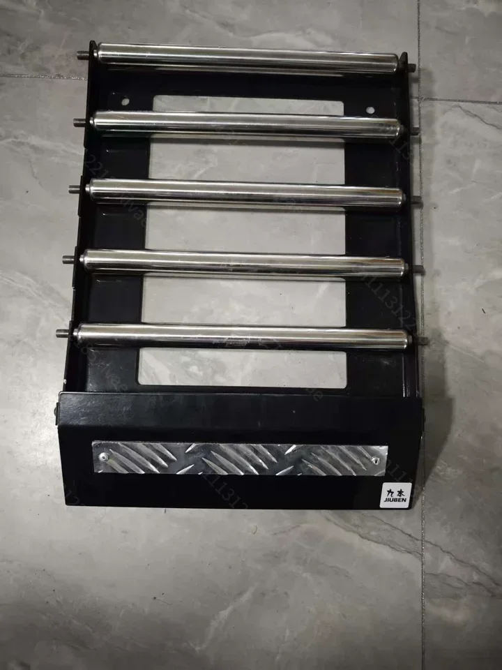 Fast Rolling Plate Tire Auxiliary Cutting Tool with Sliding Base, Tire Raking Shoveling Accessory for Tire Maintenance Machine