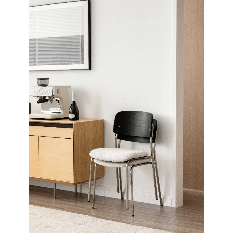 Modern design solid wood seating portable dining chair with eco-friendly metal legs for restaurants and apartments