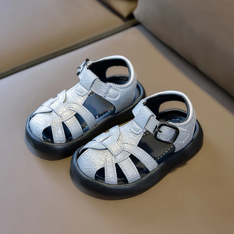 Kids Fashion Sandals Korean Style Versatile Boys Girls Casual Sandals Soft Bottom Non-slip 2026 Summer New Children Beach Shoes