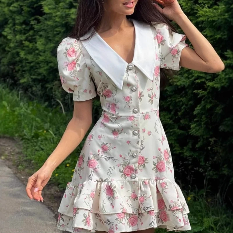 2025 Nuovo elegante manica corta con scollo a V manica a sbuffo vita stretta volant a strati mini abito floreale beachwear festa abito estivo