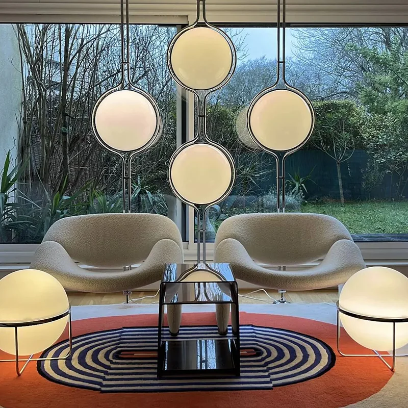 2026 Modern Creative Chrome Metal Floor Lamp White Acrylic Ball LED Standing Light for Living Room Hotel Room Sofa Art Decor