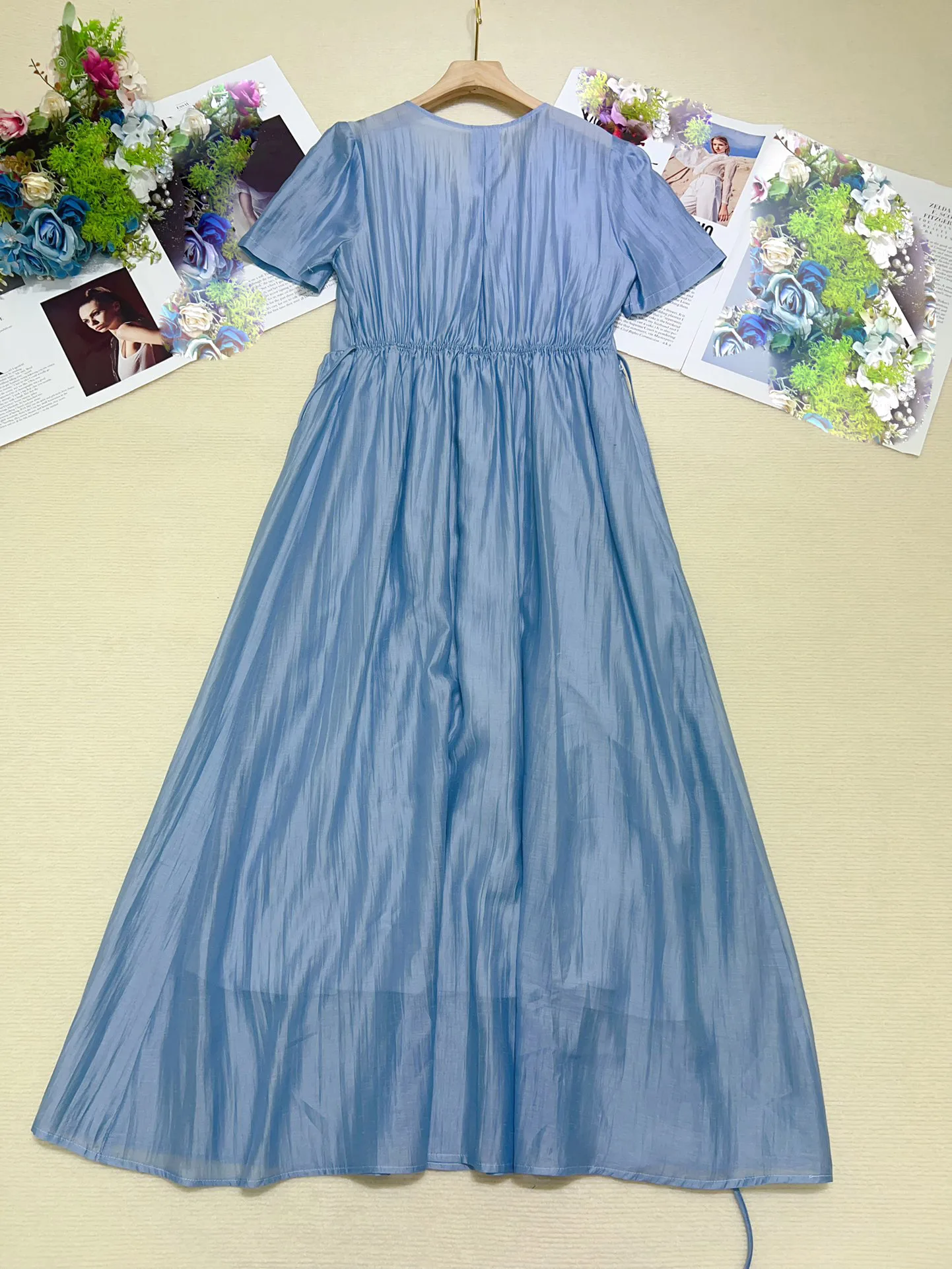 2025 Women's Clothing Lightweight, slightly sheer, hand-beaded, pleated dress 0622
