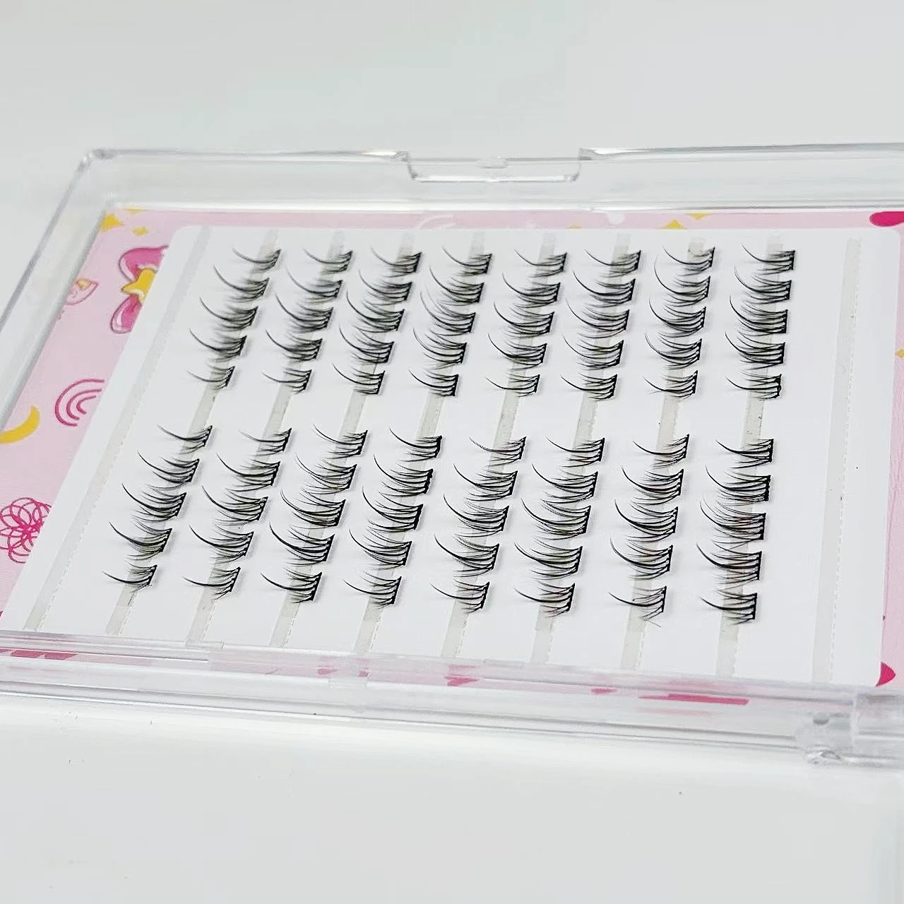 80 クラスタのひまわり型ナチュラルつけまつげ - 8 列の大容量、接着剤不要/非粘着設計