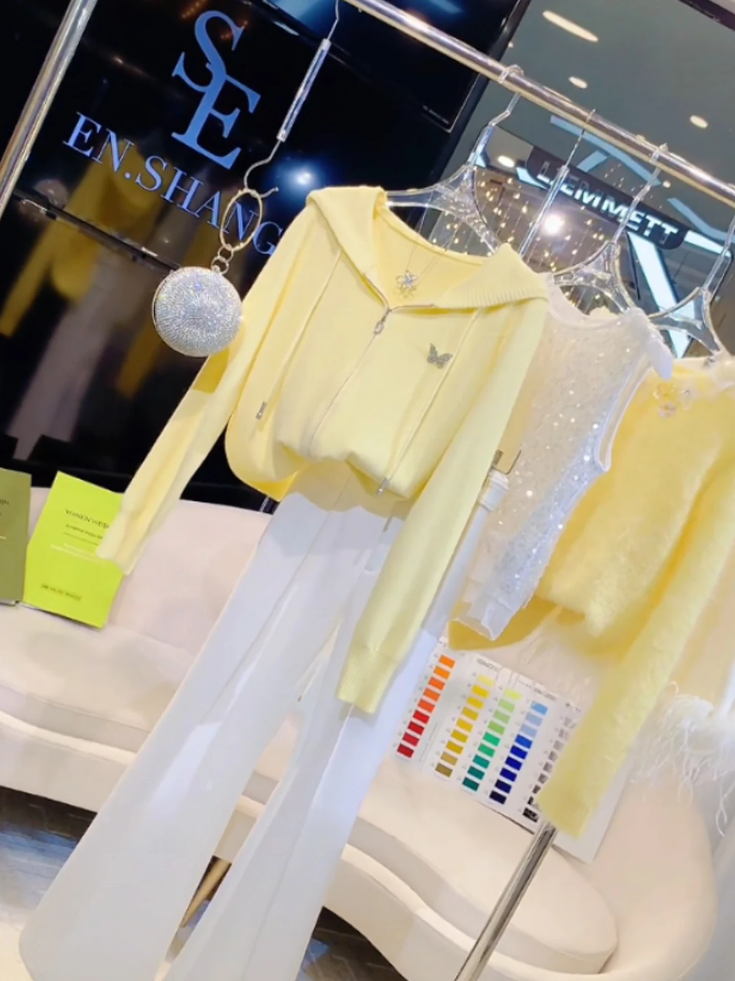 المرأة سستة محبوك طويل Sve لون نقي هوديي ملابس خارجية التخسيس الأعلى الكورية Sle ملابس الخريف مريحة غير رسمية