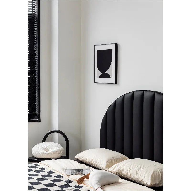 

Medieval retro style black leather double bed Nordic simple bedroom hotel apartment 1.8 leather bed 1.5 meters