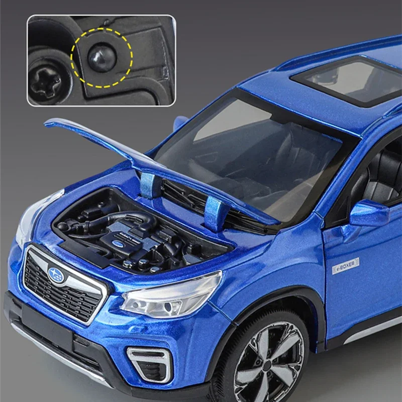 Modèle de voiture en alliage Subaru Forester SUV, métal moulé sous pression, véhicules tout-terrain, simulation de modèle de voiture, son et lumière, cadeau jouet pour enfants, 1/30