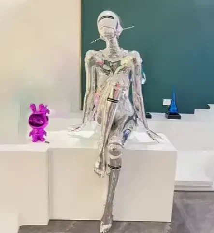 Mechanical Women Technology Feeling Larger Decoration KTV Metal Statue Sculpture Bar Decoration Sexy Robot with Light