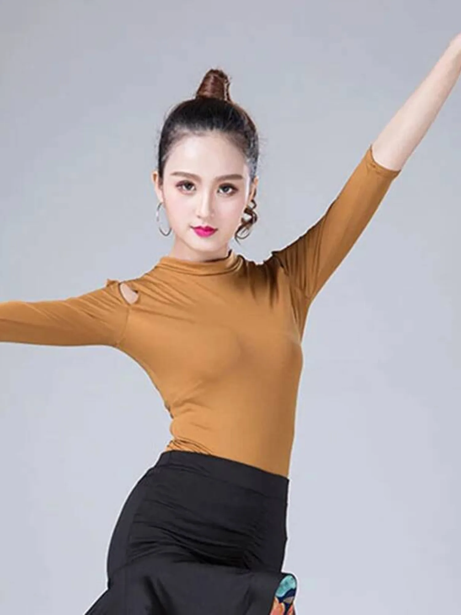 ผู้หญิงแขนยาวเต้นรําเสื้อยืดละตินหญิง Elegant หญิง SLIM FIT การแข่งขัน TOP สีทึบ Tango POLE เสื้อผ้า