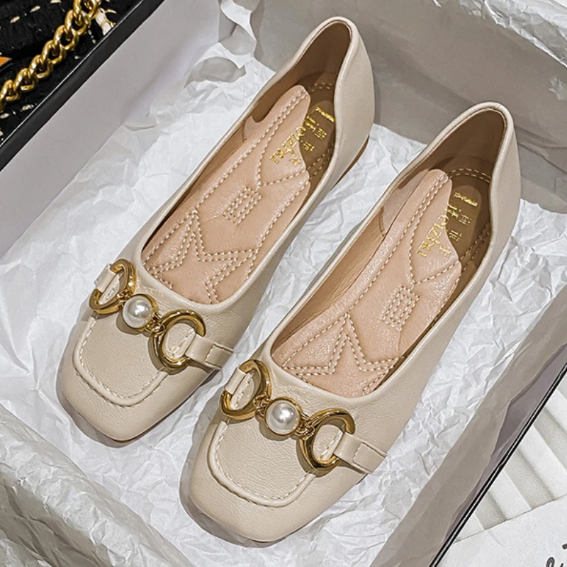 Big Size 35-43 Women Flats Leather Shoes Metal Buckle Pearl Decoration Office Lady Slip on Loafers Spring Fashion Pumps Shoes