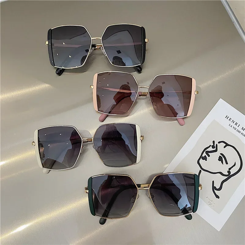 2025 New Square Metal Sunglasses Women Brand Designer Sun Glasses Outdoor Driving Fishing Eyewear Shades UV400 Oculos De Sol